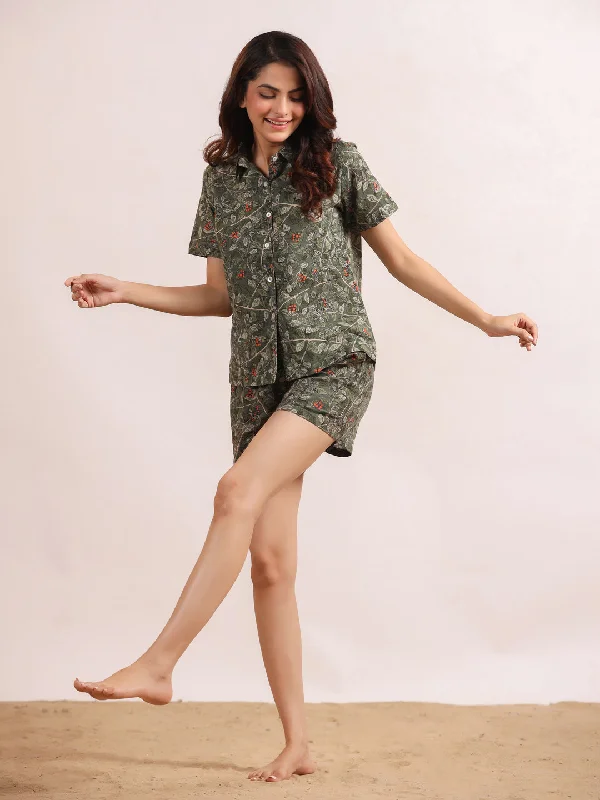 Women Green Leaf & Floral Printed Cotton Night Suit Set