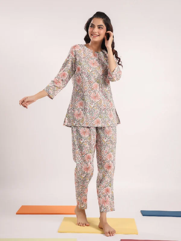 Women's Pure Cotton Off White Conversational Print Night suits